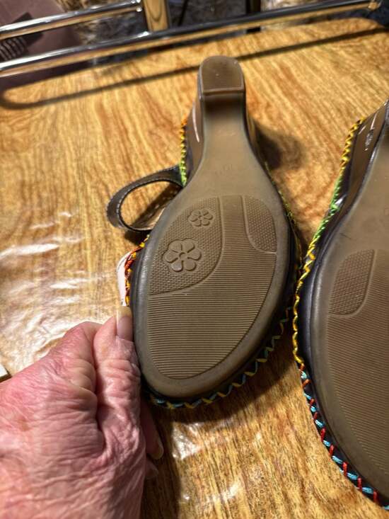 Elite by Corkys Kalua Laser Cutout Patchwork Leather Wedge Sandals - Picture 7 of 7